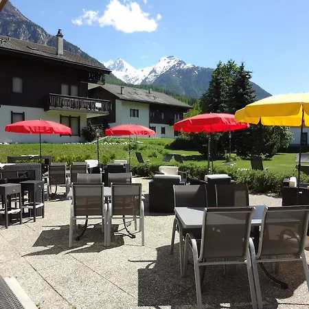 Landhaus La Collina فندق غراشن
